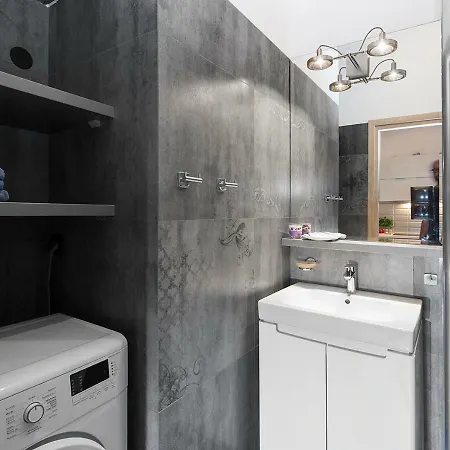 Apartamenty4you - Studia Atlantic شقة